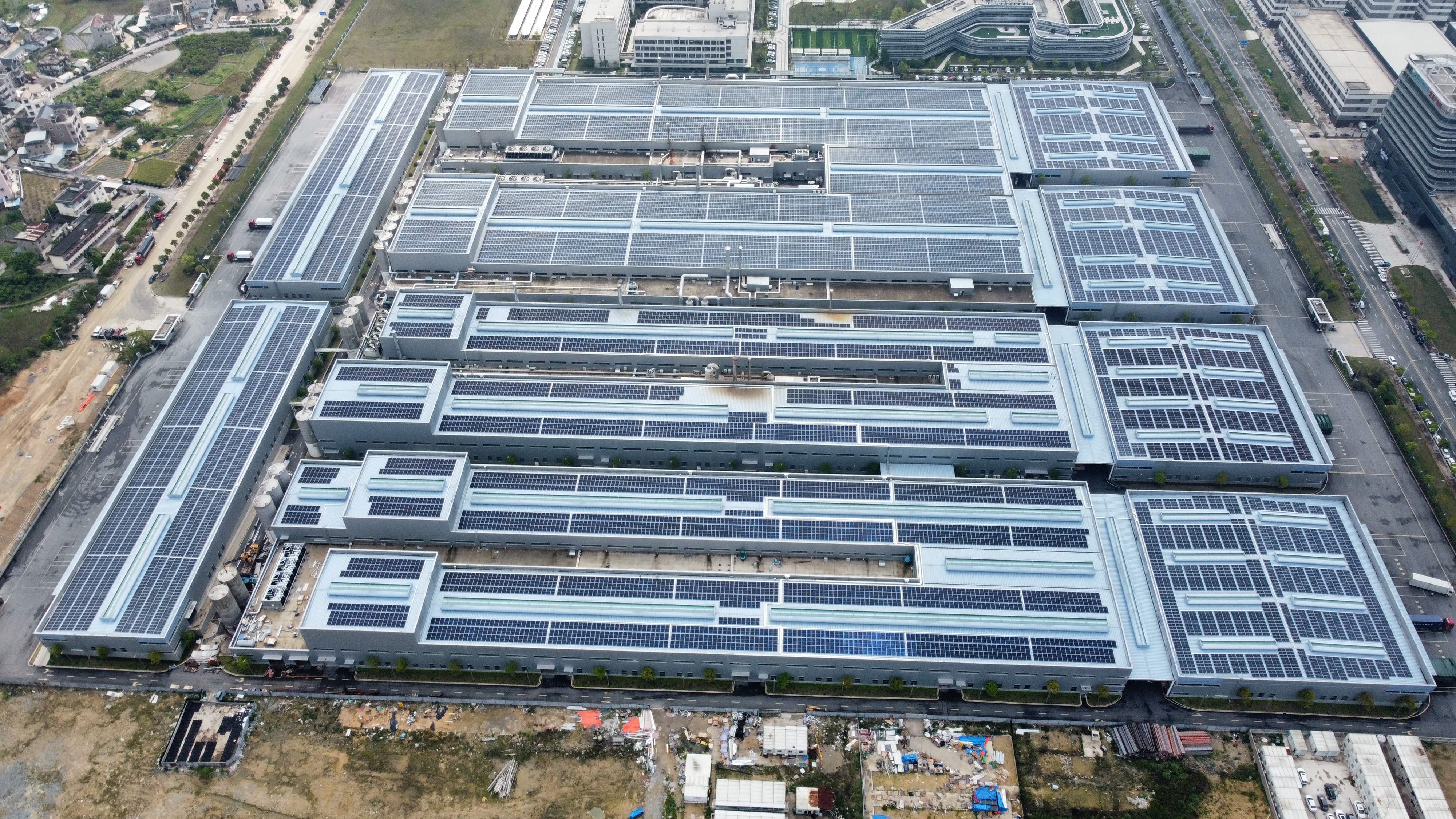 热烈庆祝 福融新材料二期6.33MW  光伏电站并网成功